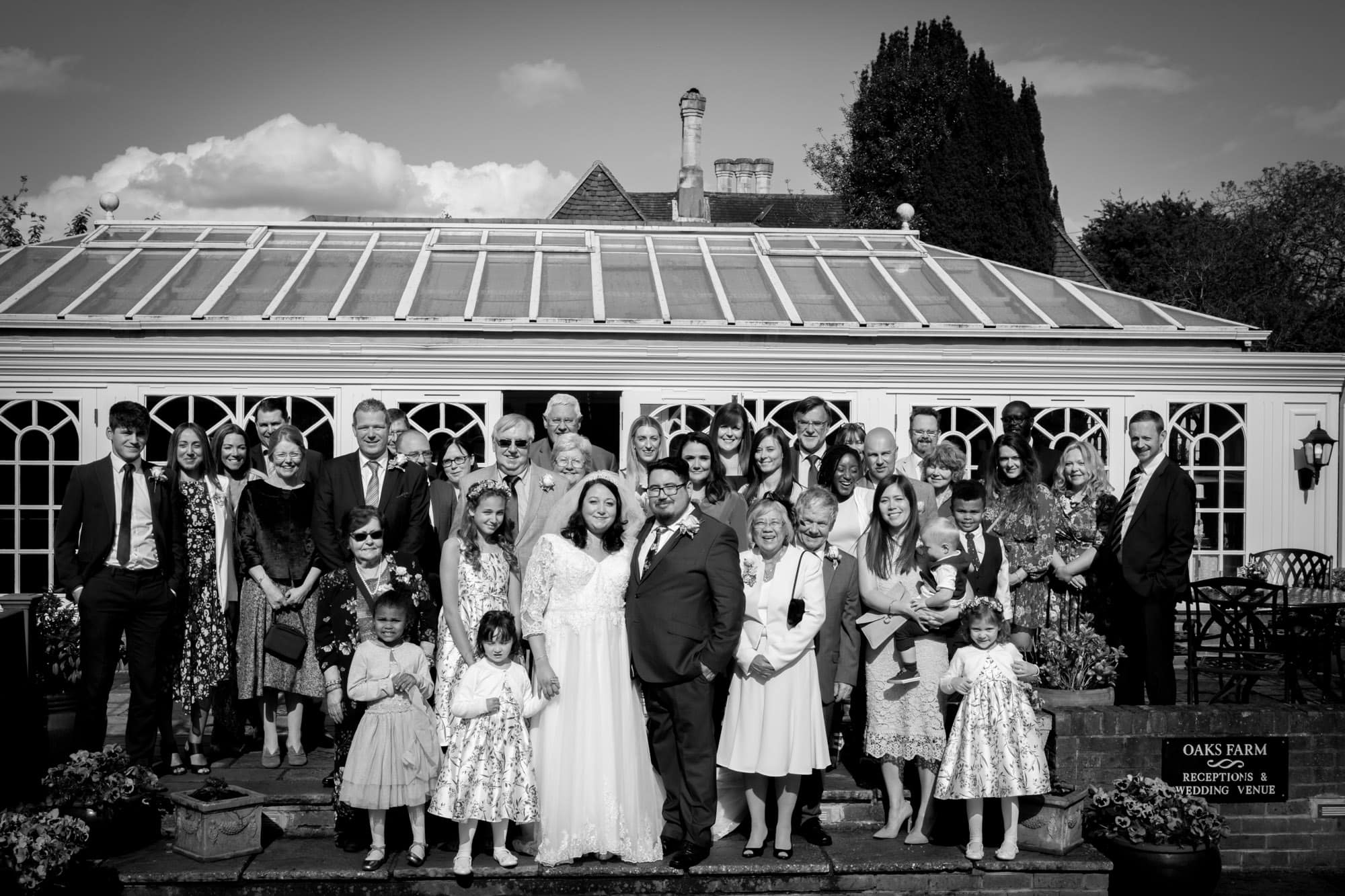Group photo at wedding at Oaks Farm Weddings